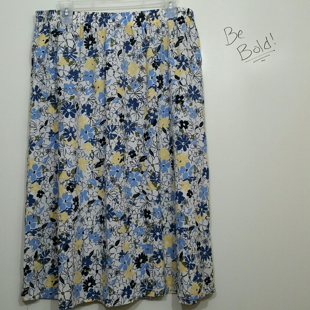 Blair size XL floral A-line skirt used